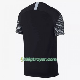 Billige Fotballdrakter New Zealand 2018 Kortermet Bortedraktsett